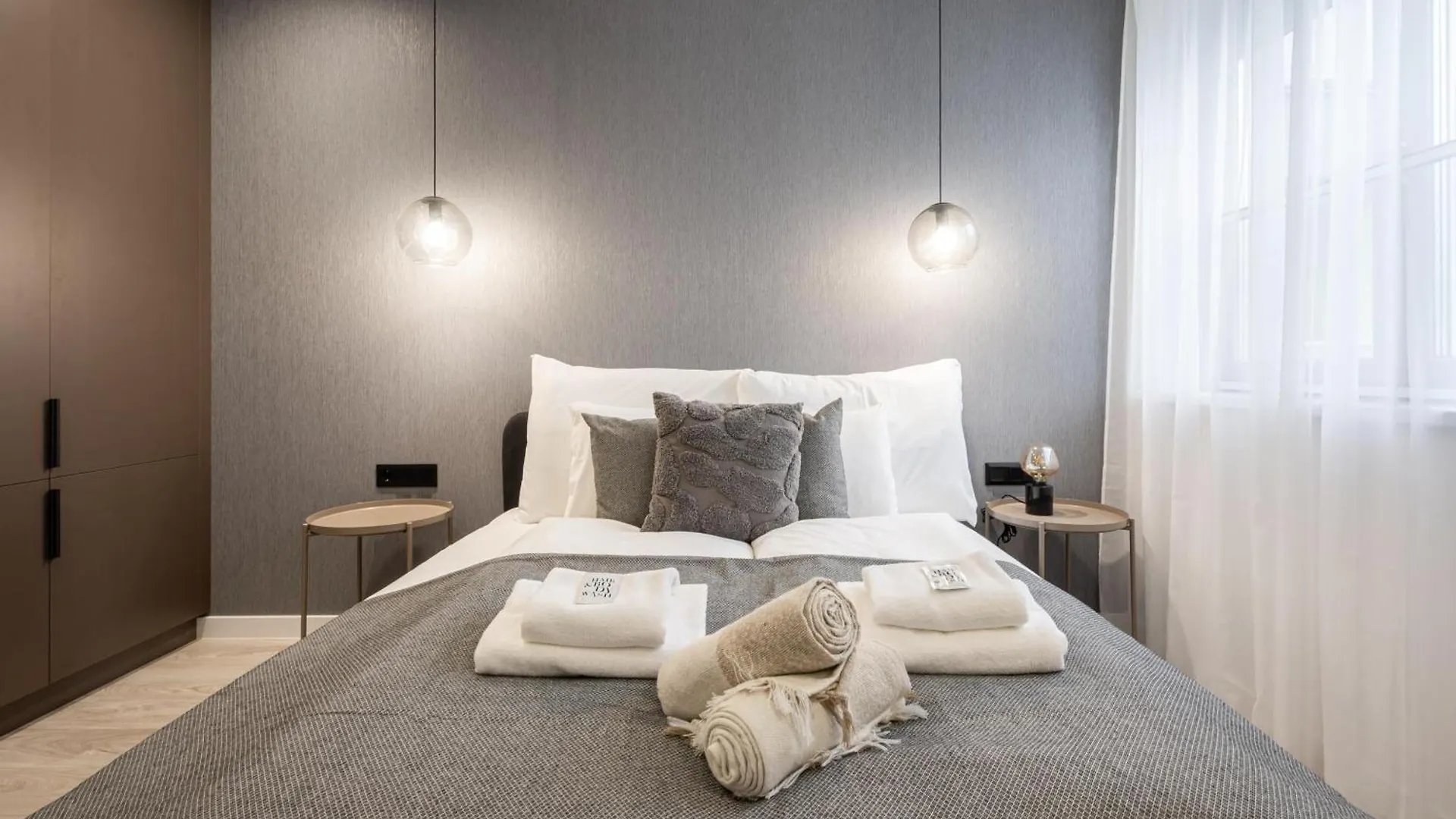 Buda Side Luxury Apartments 3-4-5 Budapeszt Węgry
