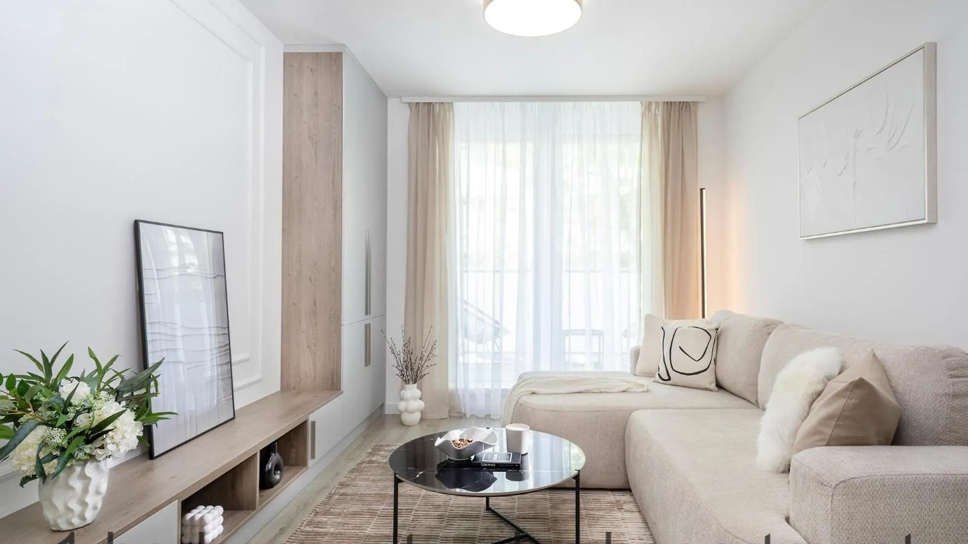 Buda Side Luxury Apartments 3-4-5 Budapest Hungary