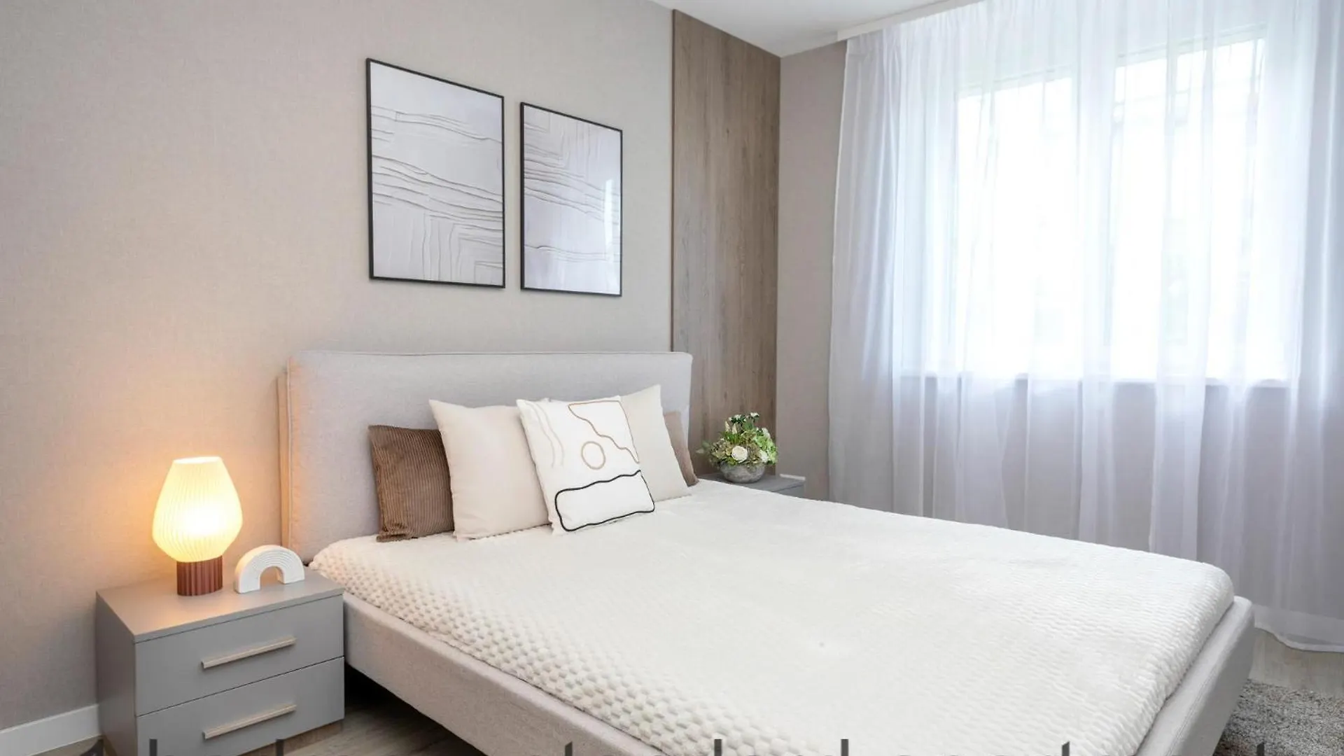 Buda Side Luxury Apartments 3-4-5 Budapest 0*,